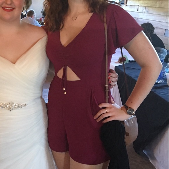 Flutter Sleeve Cutout Front Romper w/ Pockets - Picture 2 of 7